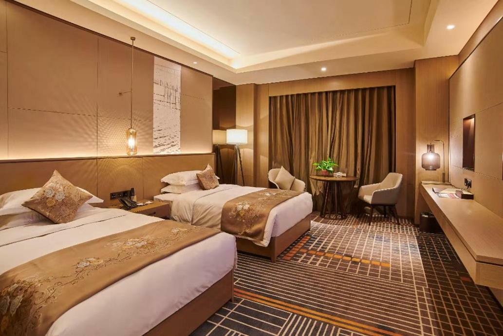 Ramada Plaza By Wyndham Changsha Wangcheng Esterno foto